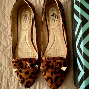 NIB Leopard Print Loafers Size 10